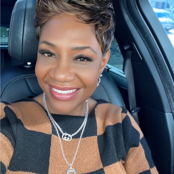 Meet your Posher, Michelle - Picture 9 of 12